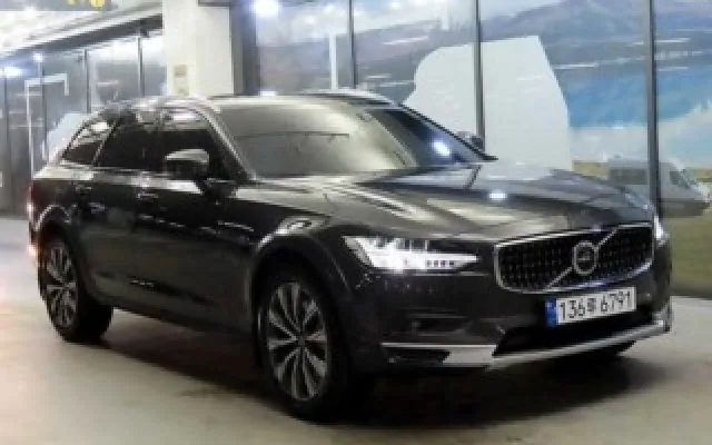 V90 크로스컨트리 B6 AWD PRO